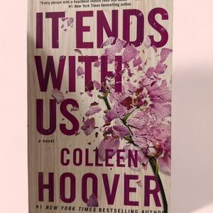 It Ends With Us Book & Matching Multicolor Reading Glasses 1.00